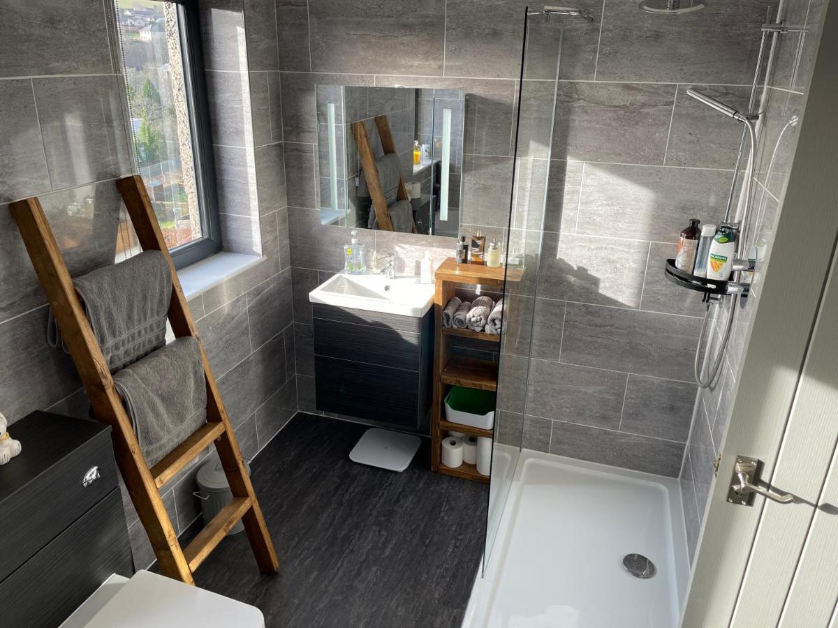 The Cosy Flat In غالاشيلز المظهر الخارجي الصورة